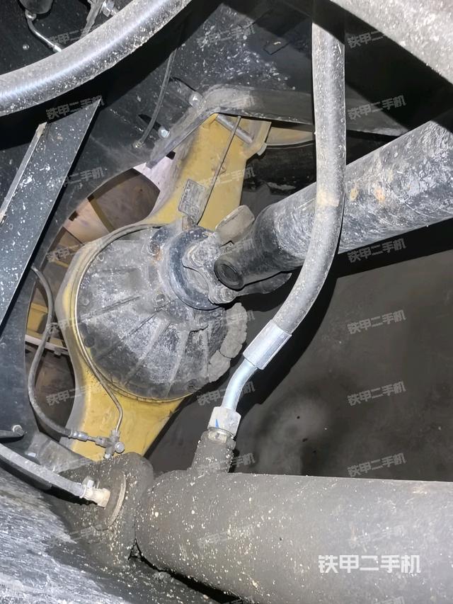 前驅(qū)動(dòng)橋（液壓/傳動(dòng)系統(tǒng)）