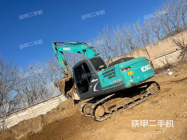 整機右后45°(整機外觀) 整機右后45°(整機外觀)