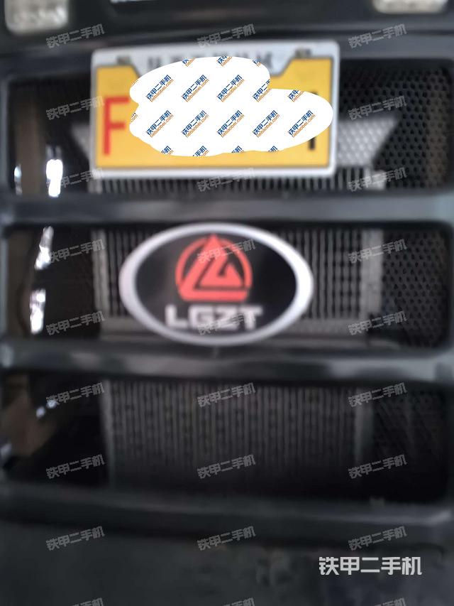 散熱器正面（動(dòng)力系統(tǒng)）