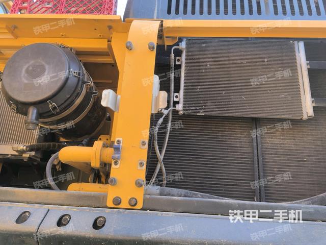 散熱器正面（大件艙室）