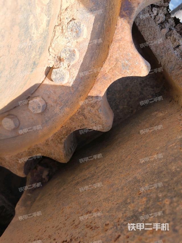 右側(cè)行走馬達(dá)蓋板(行走機(jī)構(gòu)) 右側(cè)行走馬達(dá)蓋板(行走機(jī)構(gòu))