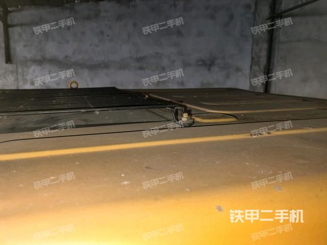 駕駛室頂部 外（駕駛室部分）