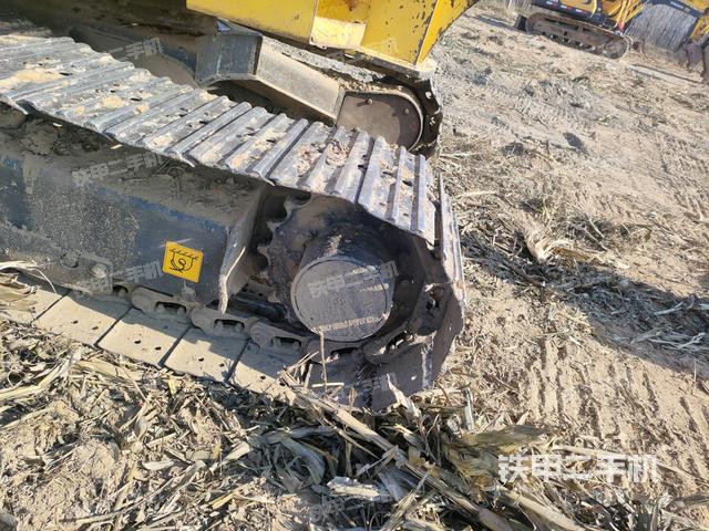 右驅(qū)動(dòng)輪（行走機(jī)構(gòu)）