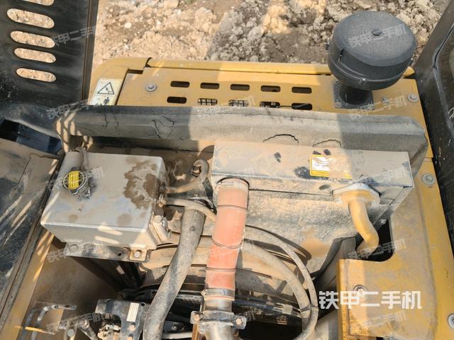 三一重工SY125C挖掘机的设备实拍-第26张实拍照片