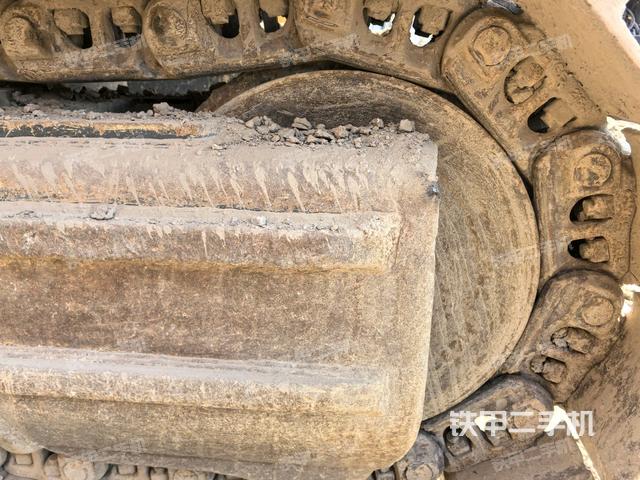 左驅(qū)動(dòng)輪（行走機(jī)構(gòu)）