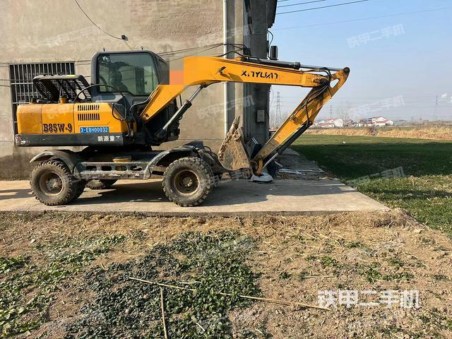 整機右后45°（整機外觀）