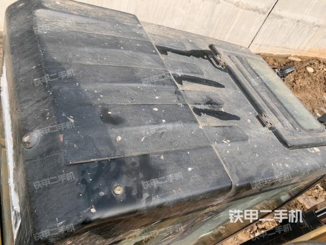 駕駛室頂部俯視(上車部件) 駕駛室頂部俯視(上車部件)