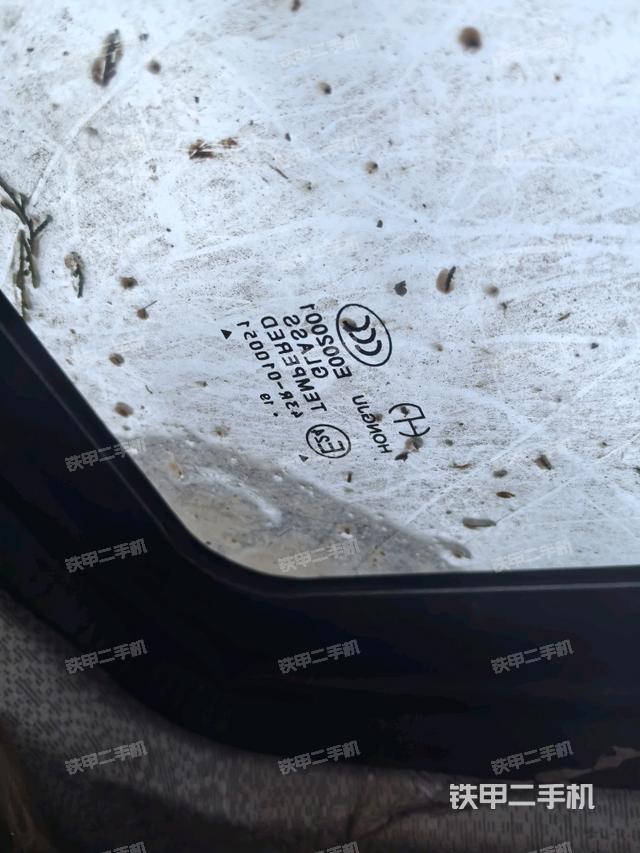 座椅后部(駕駛室部分) 座椅后部(駕駛室部分)