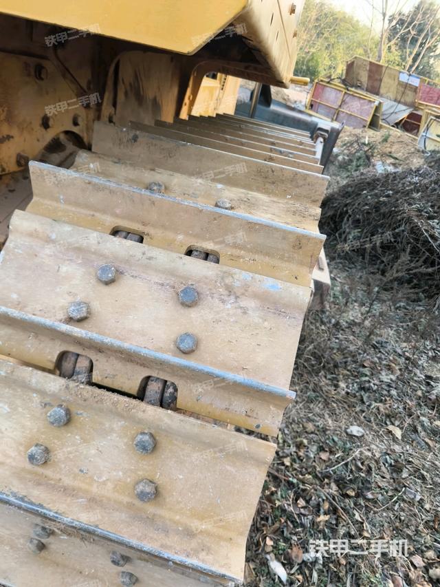 推土鏟左后（推土機底盤及工作裝置）