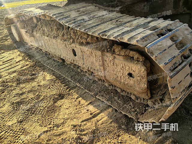 单侧履带整体（整机外观）