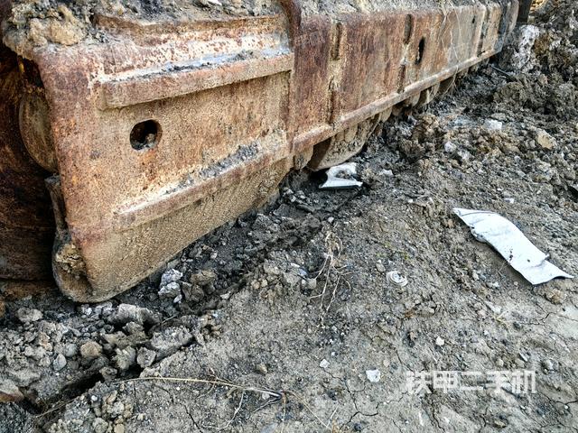 右側履帶整體（行走機構）