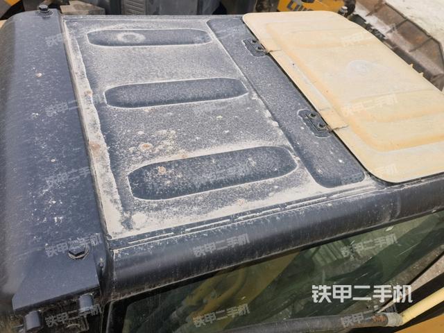 駕駛室頂部俯視（上車部件）