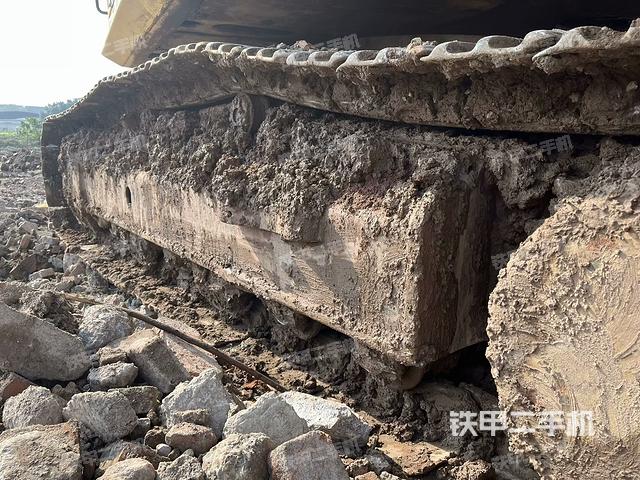 右側履帶整體（行走機構）