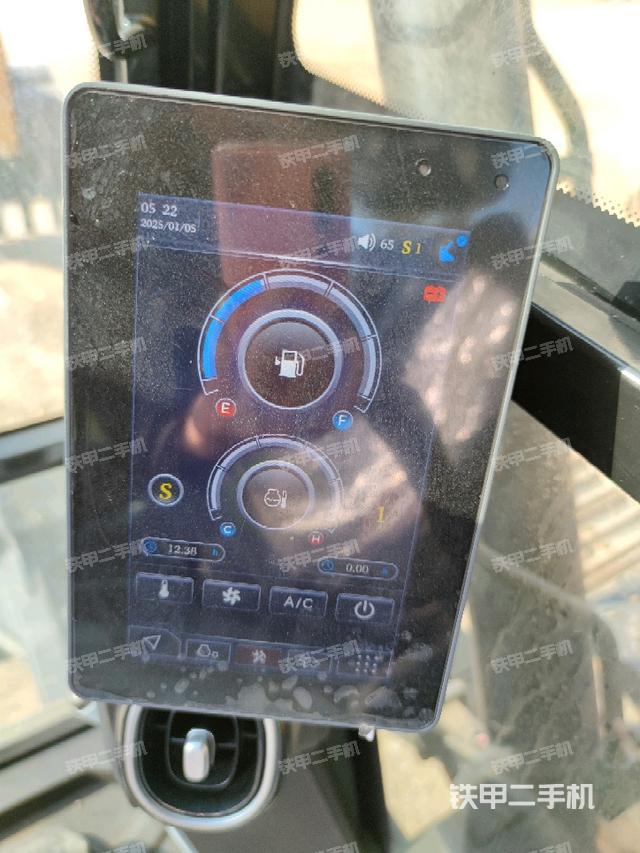 小时表(驾驶室部分) 小时表(驾驶室部分)