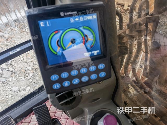 顯示屏?(駕駛室部分) 顯示屏?(駕駛室部分)