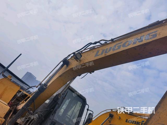 大臂整體?右側(cè)(工作和回轉(zhuǎn)裝置) 大臂整體?右側(cè)(工作和回轉(zhuǎn)裝置)