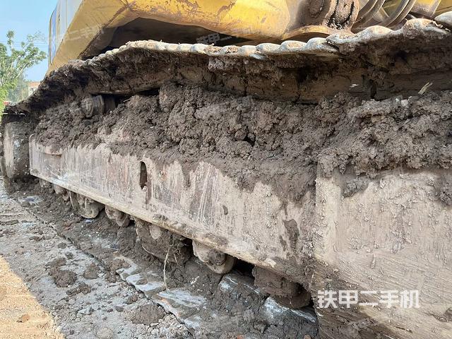 左側履帶整體?（行走機構）