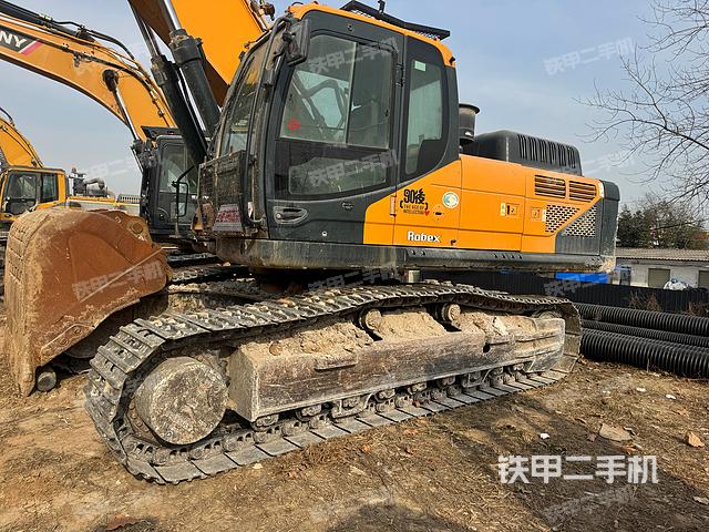 現(xiàn)代R350LVS挖掘機(jī)