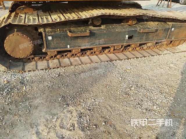 单侧履带整体（整机外观）