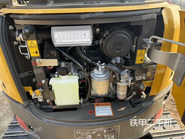 回轉(zhuǎn)馬達(dá)（上車部件）