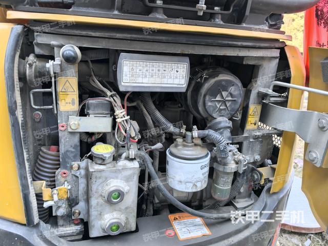 發(fā)動機(jī)整體俯視（整機(jī)外觀）