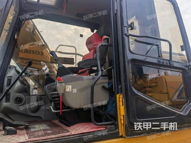 頂棚整體(駕駛室部分) 頂棚整體(駕駛室部分)