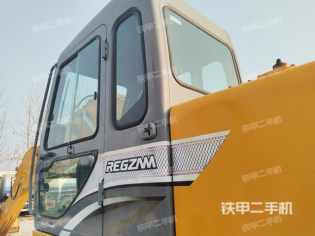 驾驶室整体（整机外观）