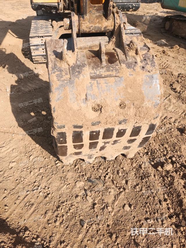 鏟斗45度（工作和回轉(zhuǎn)裝置）