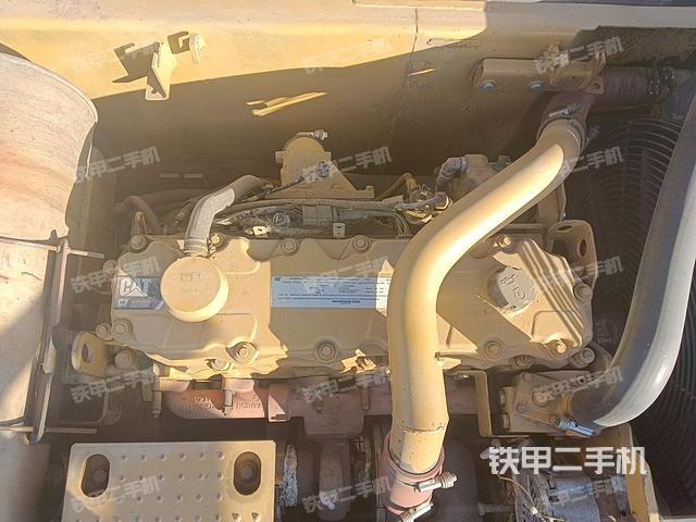 發(fā)動(dòng)機(jī)整體俯視(整機(jī)外觀) 發(fā)動(dòng)機(jī)整體俯視(整機(jī)外觀)
