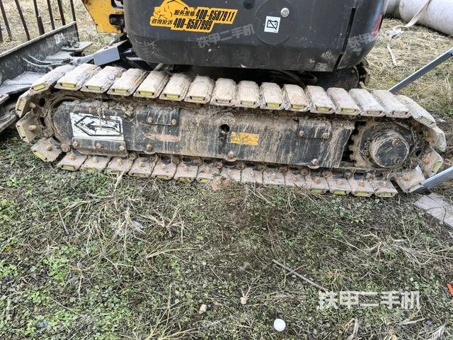 單側(cè)履帶整體（整機(jī)外觀）