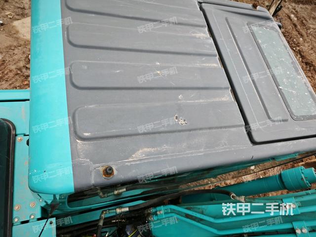 駕駛室頂部俯視（上車部件）