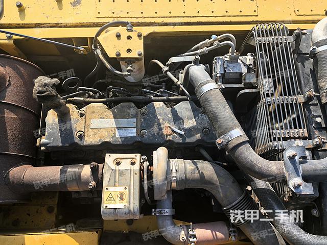 发动机整体俯视（整机外观）