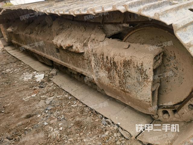 右側(cè)履帶整體（行走機(jī)構(gòu)）