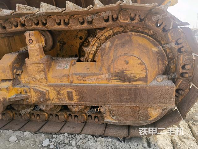 左驅(qū)動輪(推土機(jī)底盤及工作裝置) 左驅(qū)動輪(推土機(jī)底盤及工作裝置)