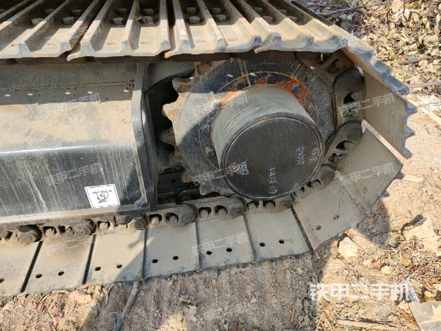 左驱动轮(行走机构) 左驱动轮(行走机构)