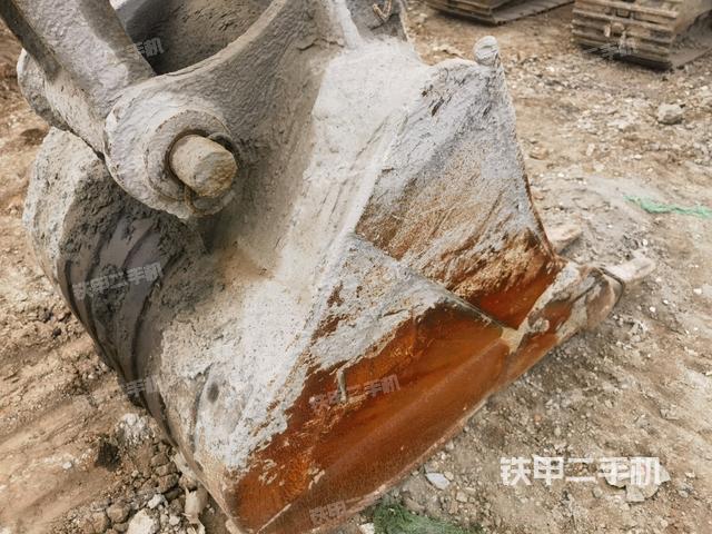 鏟斗45度（工作和回轉(zhuǎn)裝置）