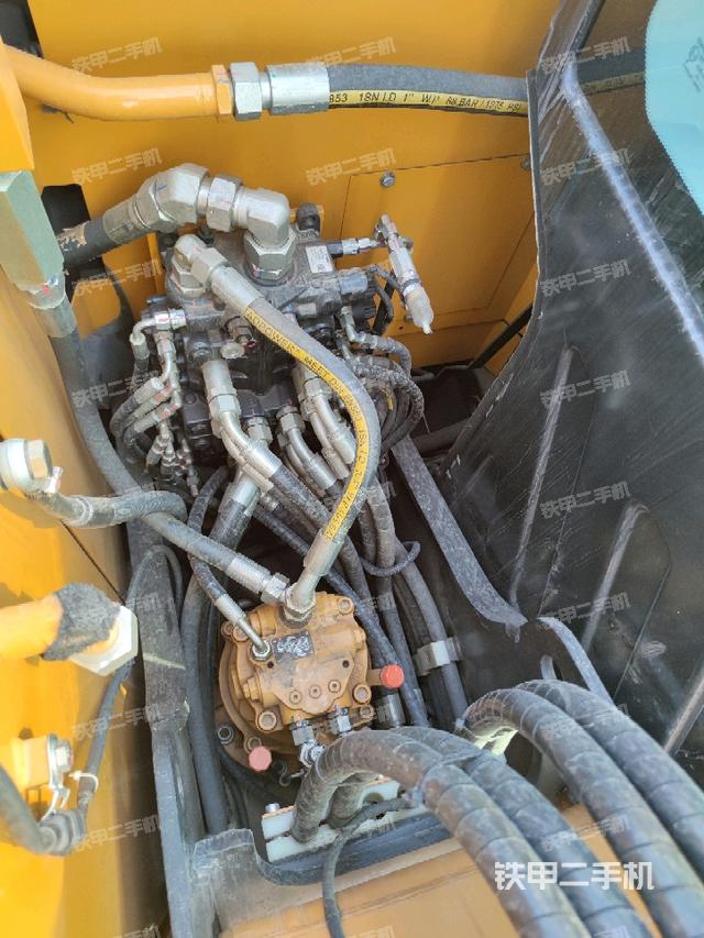 回转马达(上车部件) 回转马达(上车部件)