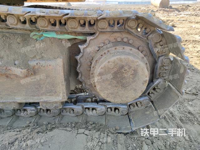 左驅(qū)動(dòng)輪(行走機(jī)構(gòu)) 左驅(qū)動(dòng)輪(行走機(jī)構(gòu))