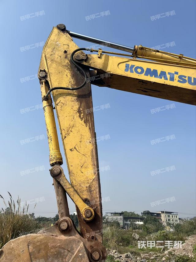 小臂整體左后（工作和回轉裝置）