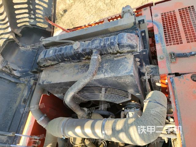 水箱+風(fēng)扇特寫(xiě)(上車部件) 水箱+風(fēng)扇特寫(xiě)(上車部件)