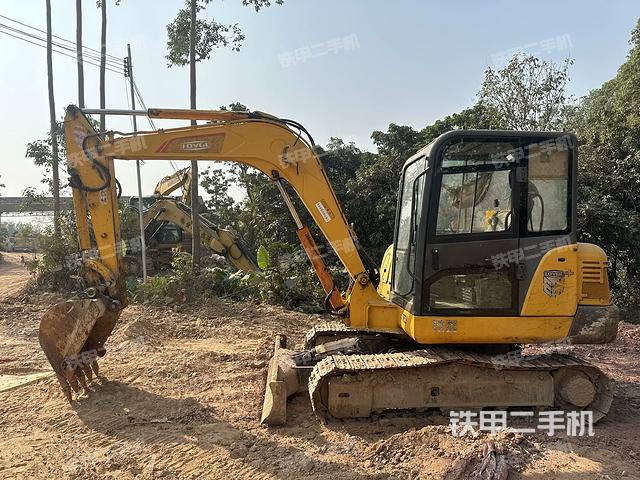 雷沃重工FR65E挖掘機(jī)