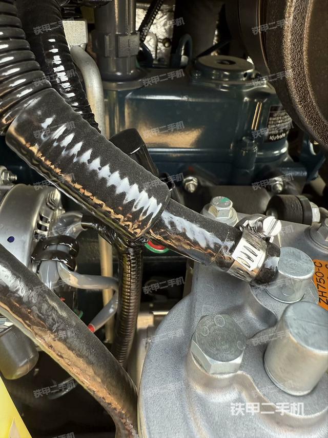 液壓泵室（大件艙室）