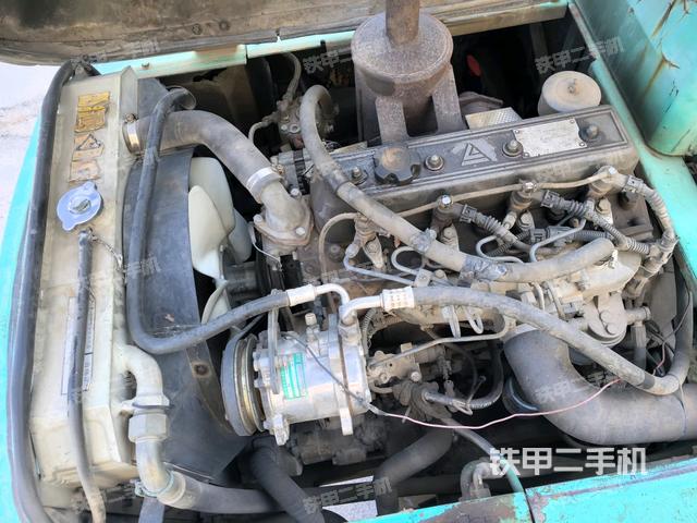 發(fā)動(dòng)機(jī)整體俯視（整機(jī)外觀）