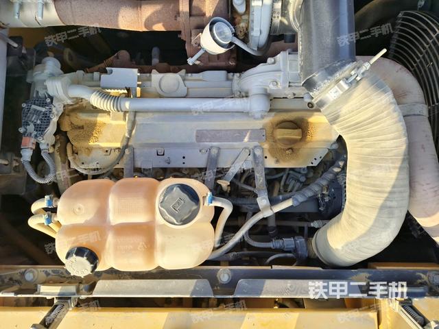 發(fā)動機整體俯視（整機外觀）