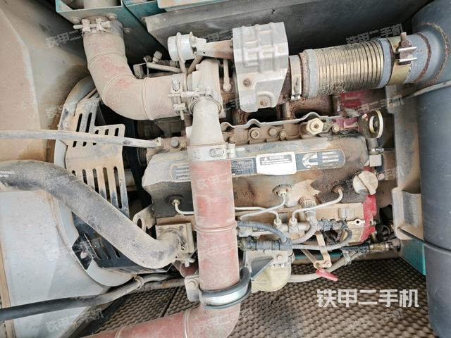 氣門室蓋螺絲特寫（上車部件）