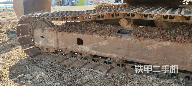 单侧履带整体（整机外观）