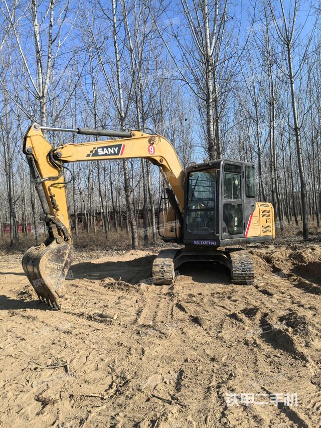 駕駛室整體（整機(jī)外觀）