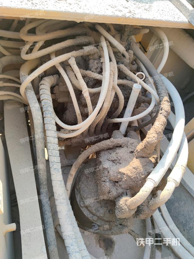 回轉(zhuǎn)馬達（上車部件）