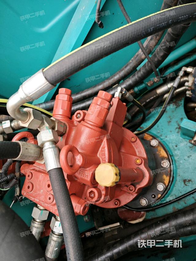 回轉(zhuǎn)馬達(dá)（上車部件）