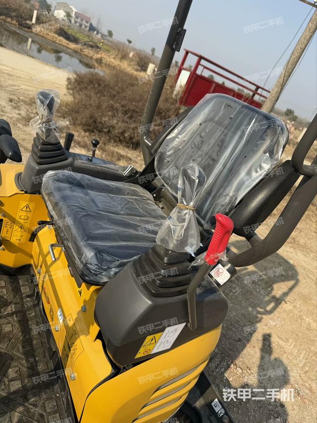 頂棚整體（駕駛室部分）